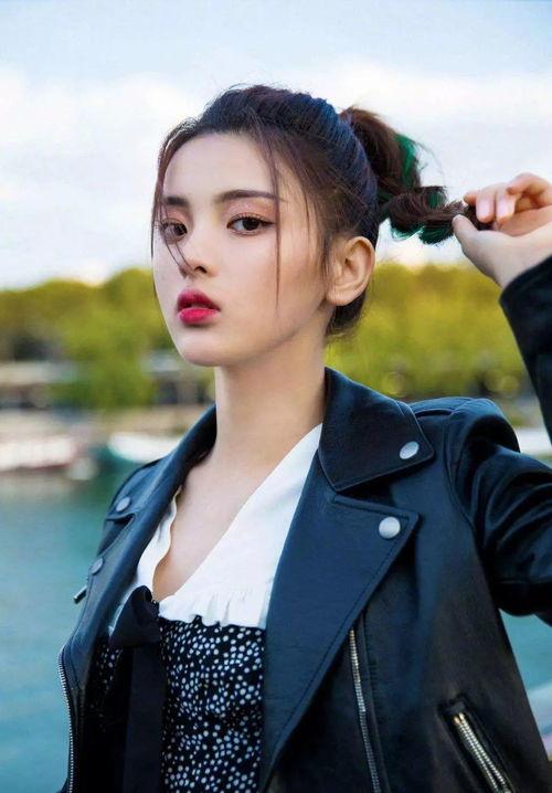 为了吃瓜她进娱乐圈却红了txt,娱乐圈的意外之旅  第3张